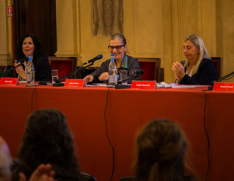 Il confronto tra le relatrici durante la tavola rotonda
